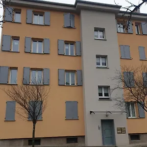 Nonna Merj Appartamento Tirano